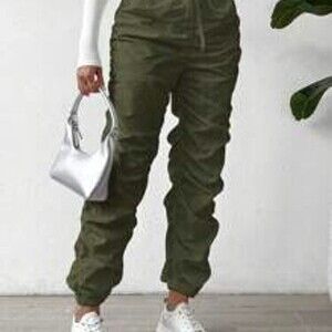 SHEIN Essnce Solid Ruched Pants